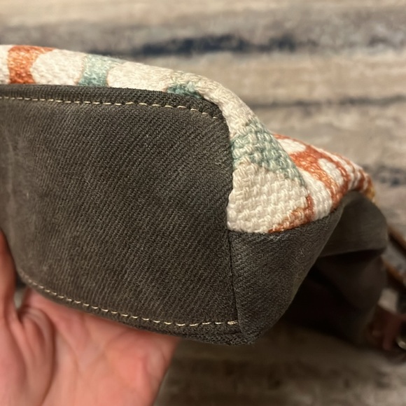 Myra Bag Chic Indie Crossbody - Picture 12 of 13